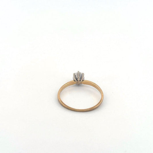 14K Yellow gold 0.25CT E VS2 Engagement Ring