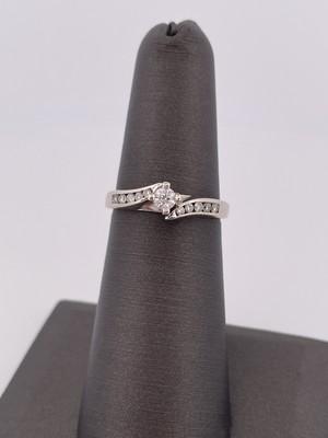 14k White Gold 0.30ctw Diamond Ring/ Size 5.5/ 2.9g