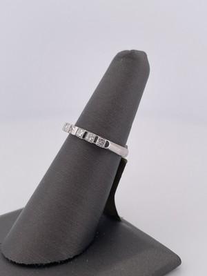 14k White Gold 0.70ctw Diamond Band/ Size 6.25/ 2.9g