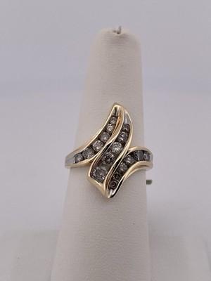 14k Yellow Gold 1.00ctw Diamond Ring/ Size 6.75 / 4.9g