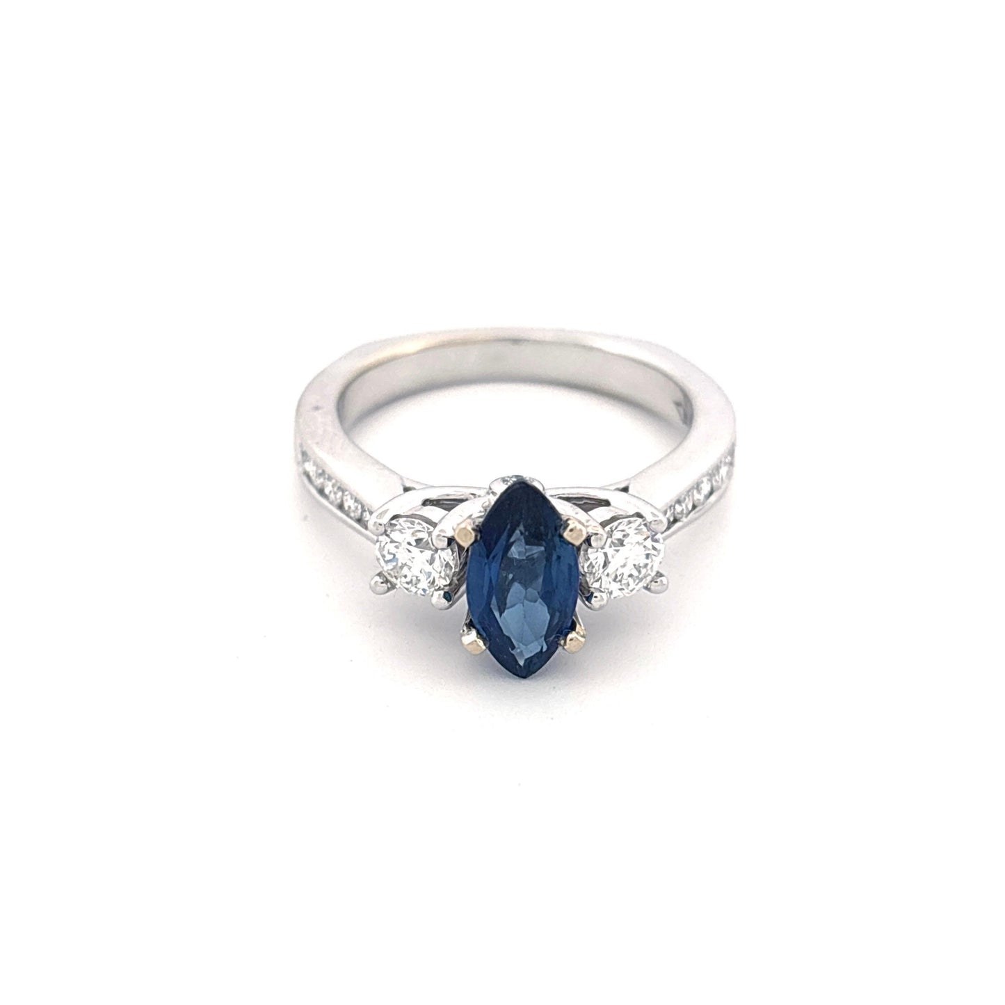 18K White Gold Sapphire & Diamond Ring