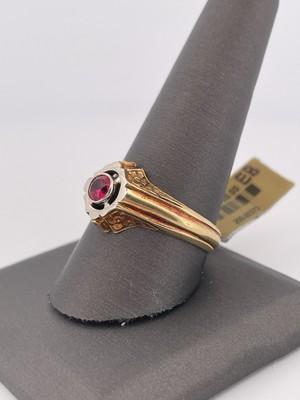 18k Tri-Colored Gold 0.50 Ruby Ring/ Size 11/ 6.7g