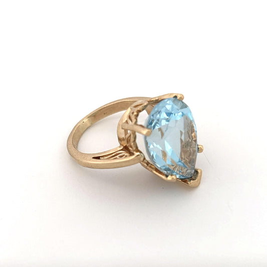 14K Pear Cut Topaz Ring