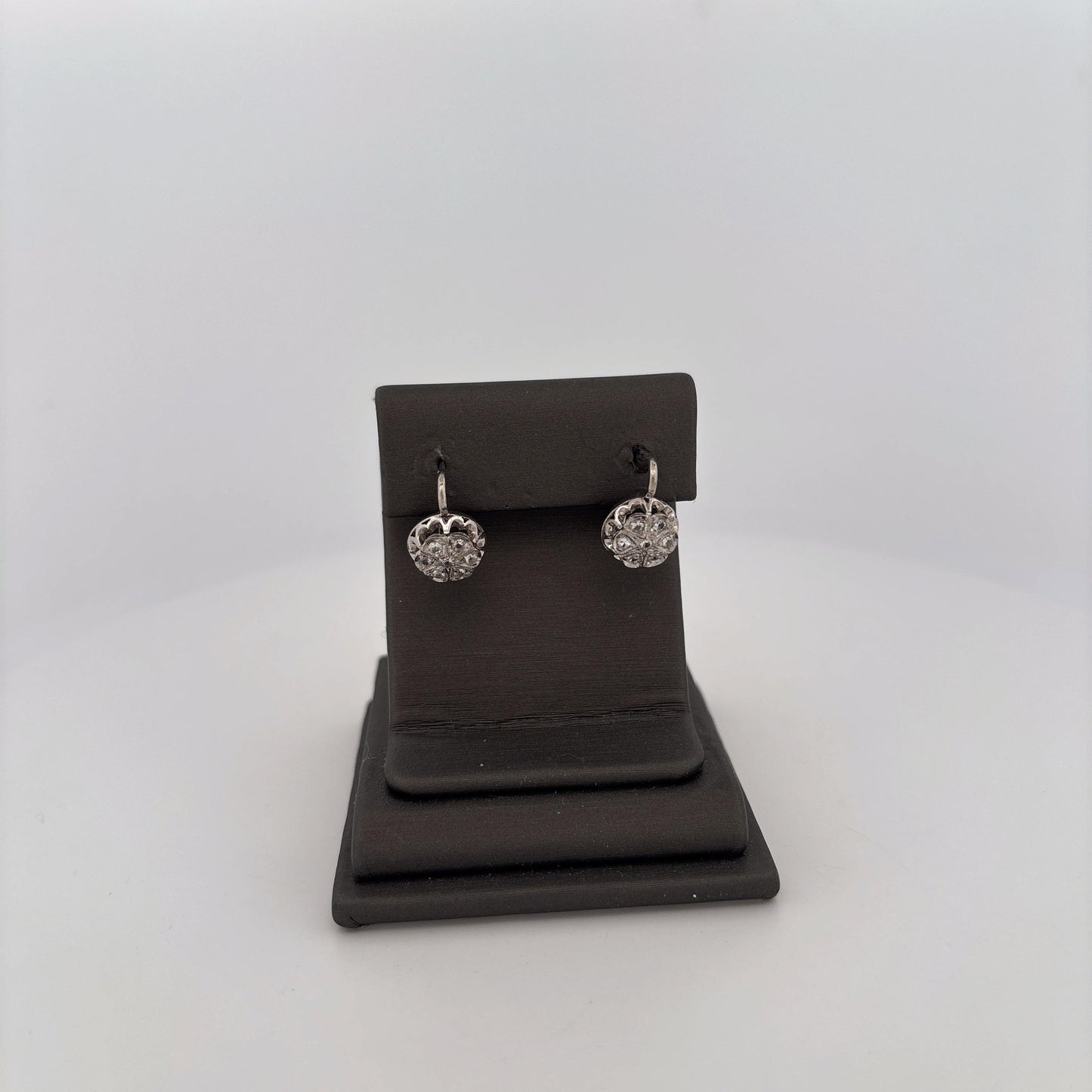 18K White Gold Flower Diamond Drop Earrings