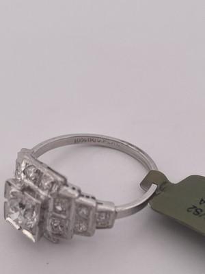 Platinum 0.46 D VS2 Euro Cut Main Stone Diamond Ring/ Size 5.75ctw/ 3.0g