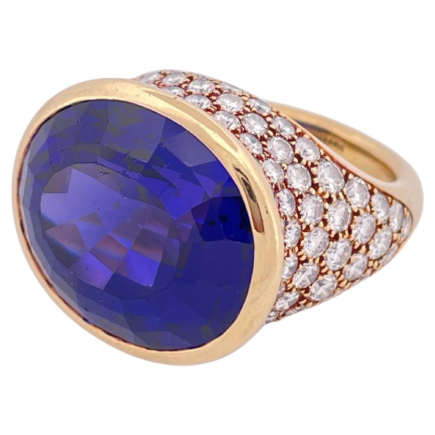 Tiffany & Co 31ctw Tanzanite with 120 Round 4.2ctw VS G-H Diamonds In 18K Gold