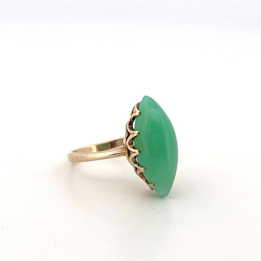 Unique Green Onyx 10K Yellow Gold Vintage Ring