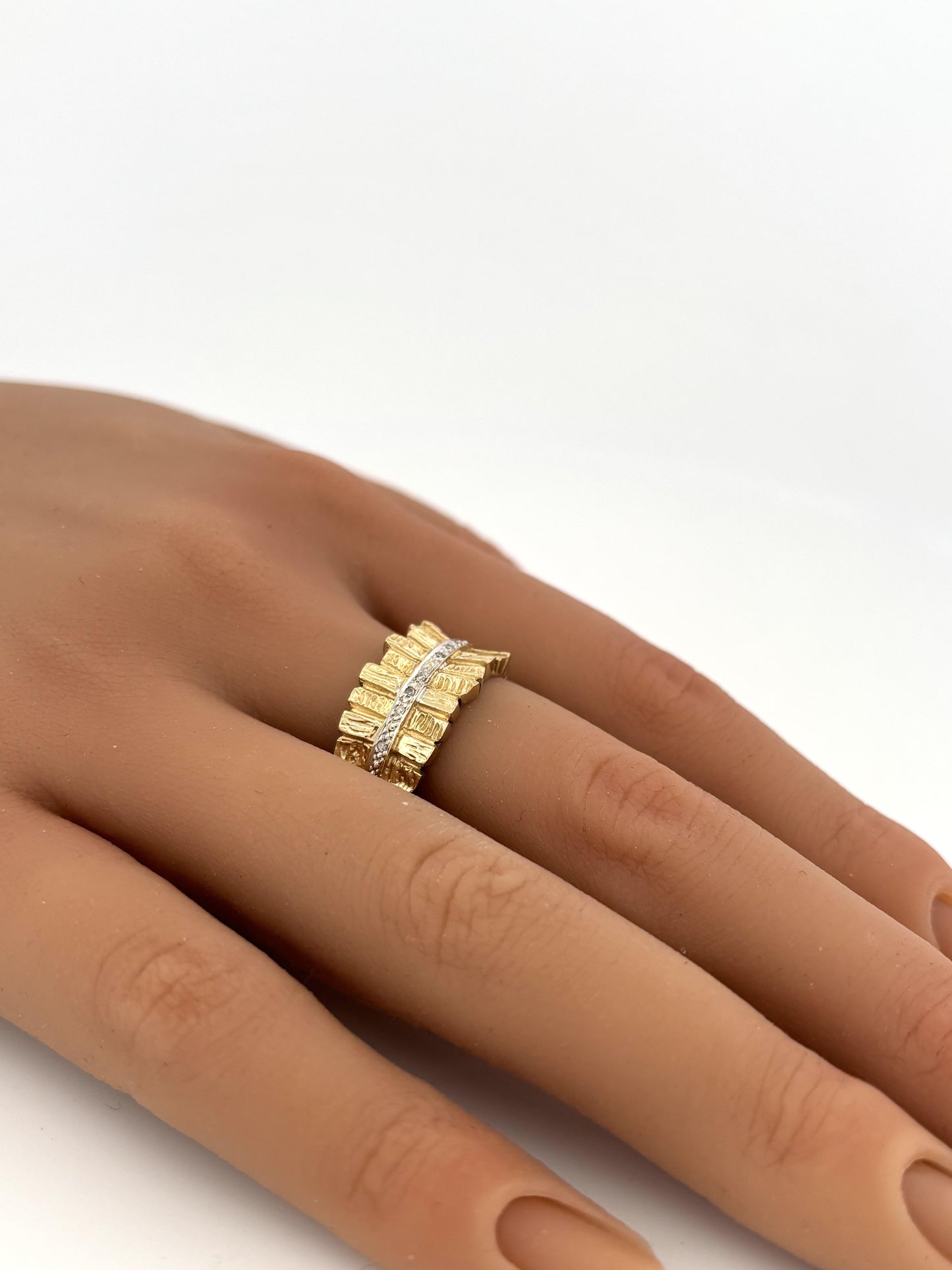 14k Yellow Gold Diamond Ring