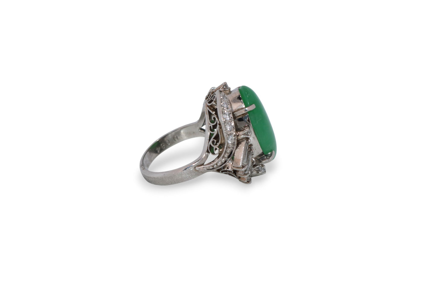 Platinum 6.17ct Natural Jade & 0.84ctw Diamond Ring