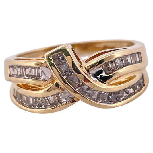 0.25ctw I-K I2 Round & Baguette Cut Diamond Ring Set in 10K Yellow Gold
