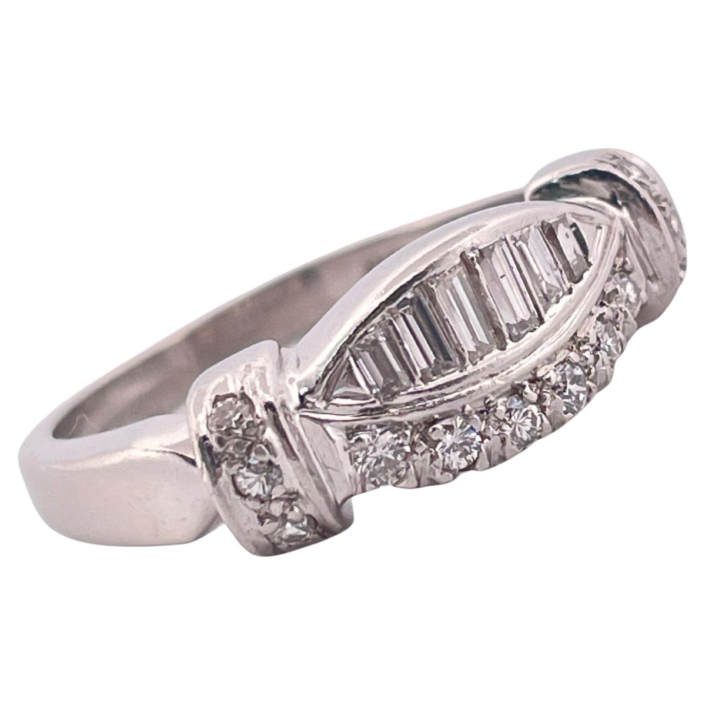 0.70ctw G-H SI1 Diamond Ring Set In Platinum