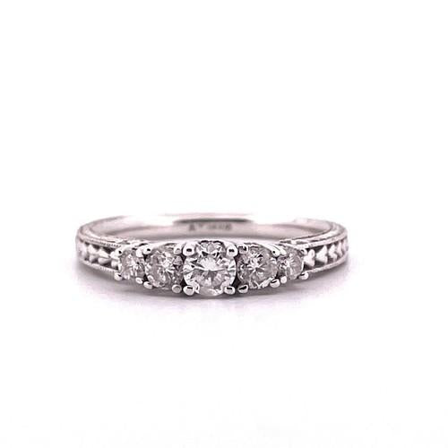 14K White Gold 5 Diamond 0.35CTW Heart Engagement Ring Size 6.5