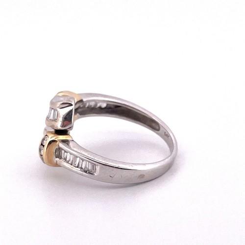 14K White & Yellow Gold Round & Baguette Cut Diamond Ring Size 6.75