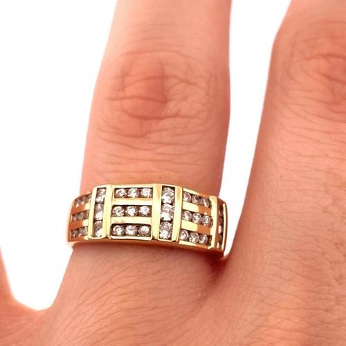 14K Yellow Gold 0.75CTW Diamond Ring Band Size 7.00