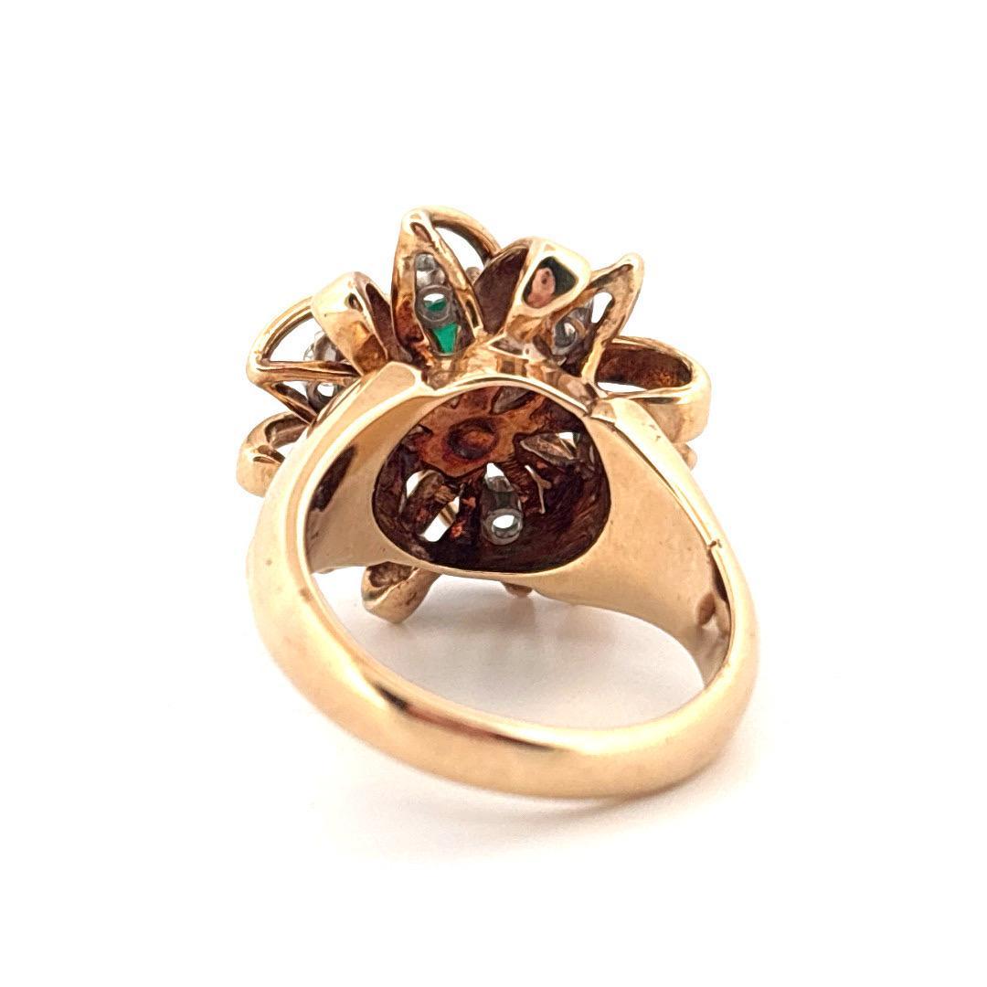 14K Yellow Gold 1.65 Carat Cabochon Emerald 0.25 Carat Diamond Ring