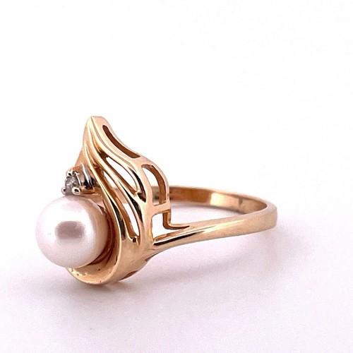 14K Yellow Gold Pearl & Diamond Ring VIP Signed Size 6.75