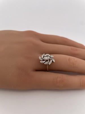 14k White Gold 0.20ctw Diamond Ring/ Size 7.25/ 3.6g