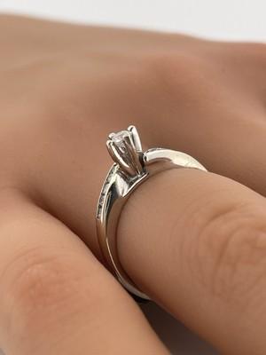 14k White Gold 0.30ctw Diamond Ring/ Size 5.5/ 2.9g