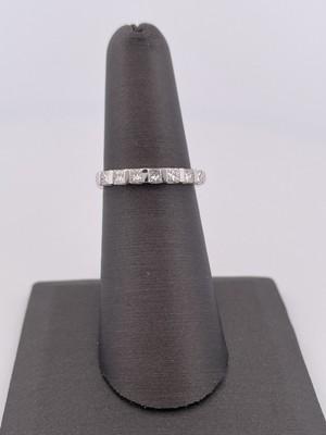 14k White Gold 0.70ctw Diamond Band/ Size 6.25/ 2.9g