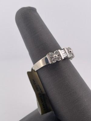 14k White Gold 0.75ctw Diamond Ring/ Size 6.75/ 4.4g