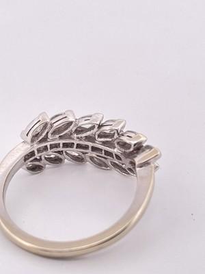 14k White Gold 2.20ct Diamond Leaf Ring