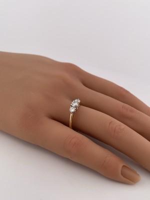 14k Yellow Gold 0.80ctw Diamond Ring/ Size 7.25/ 2.8g