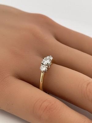 14k Yellow Gold 0.80ctw Diamond Ring/ Size 7.25/ 2.8g