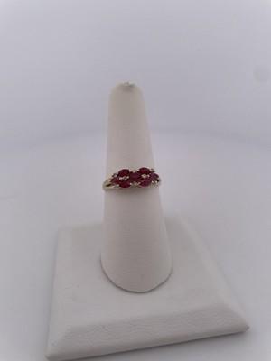 14k Yellow Gold Ruby & Diamond Ring/ Size 7.75/ 2.3g