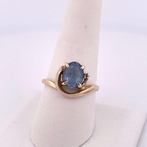 14k yellow gold topaz ring