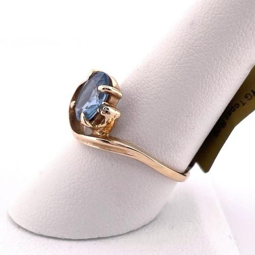 14k yellow gold topaz ring