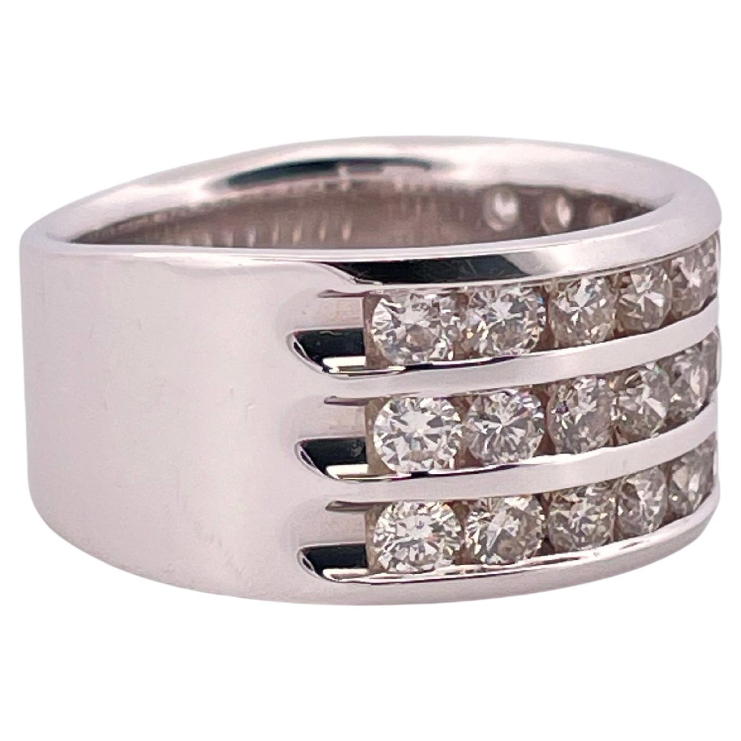 1.65ctw I-J SI1-SI2 Diamond Band Set in 14K White Gold