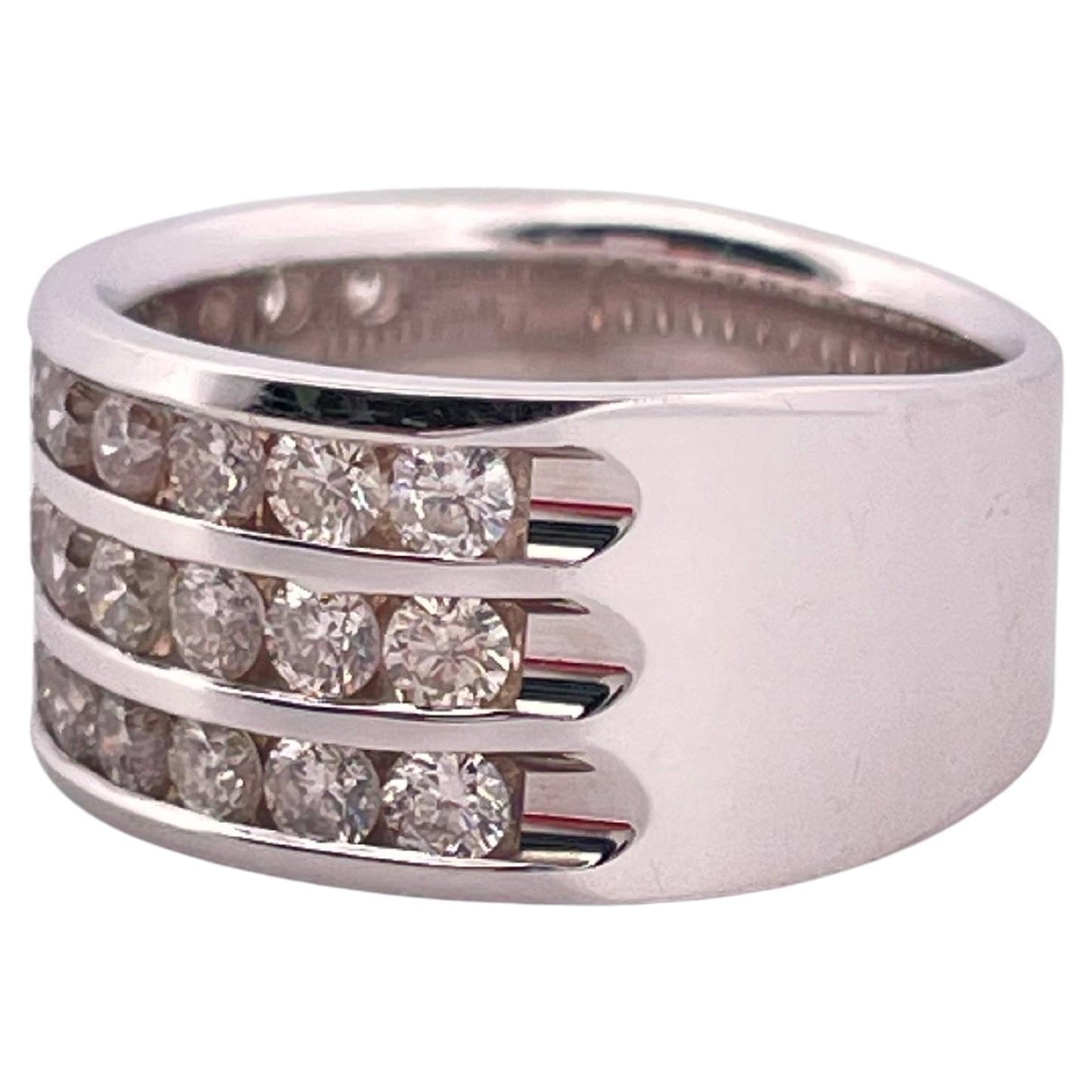 1.65ctw I-J SI1-SI2 Diamond Band Set in 14K White Gold