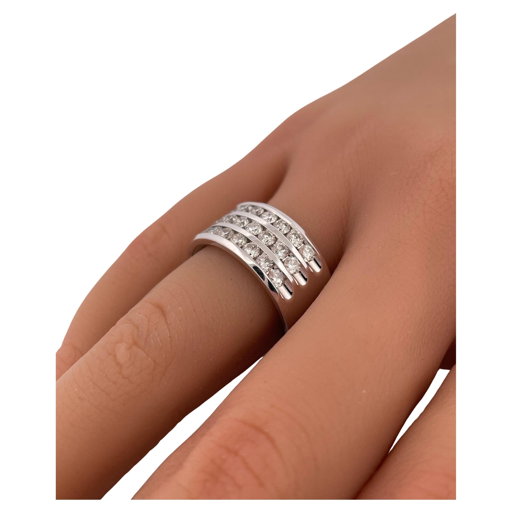 1.65ctw I-J SI1-SI2 Diamond Band Set in 14K White Gold