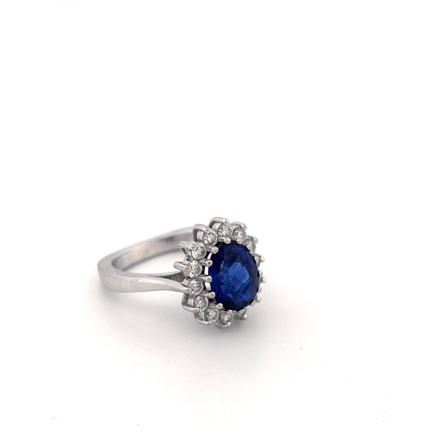 18KW Sri Lankan Sapphire 3.47CT Diamond Ring GIA