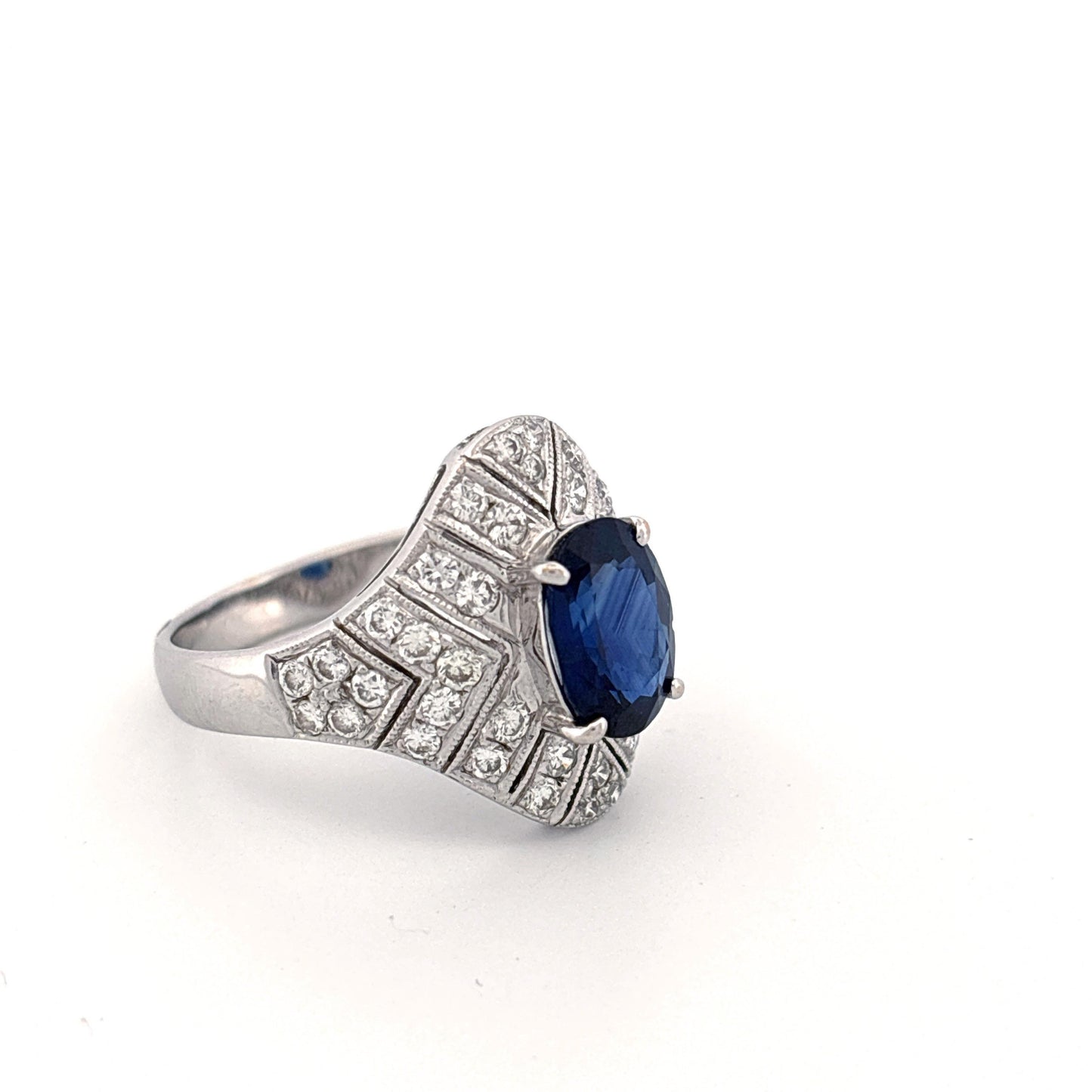 18K White Gold Thai Sapphire & Diamond Ring