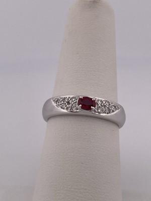 18k White Gold 0.21ctw Ruby & 0.10ctw Diamond Ring/ Size 6.5/ 3.2g