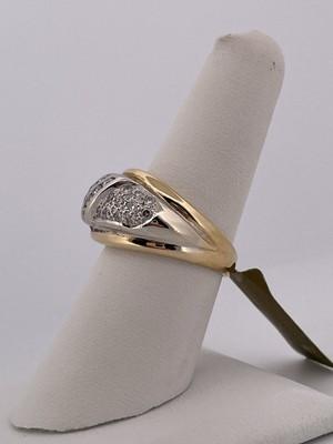 18k Yellow Gold 0.73ctw Diamond Ring/ Size 7.5/ 11.3g