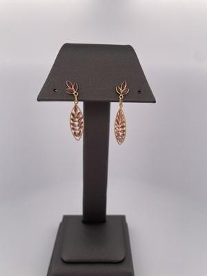 18k Yellow Gold Ruby Dangle Leaf Earrings/ 1.9g Total Weight