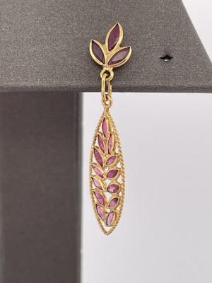 18k Yellow Gold Ruby Dangle Leaf Earrings/ 1.9g Total Weight