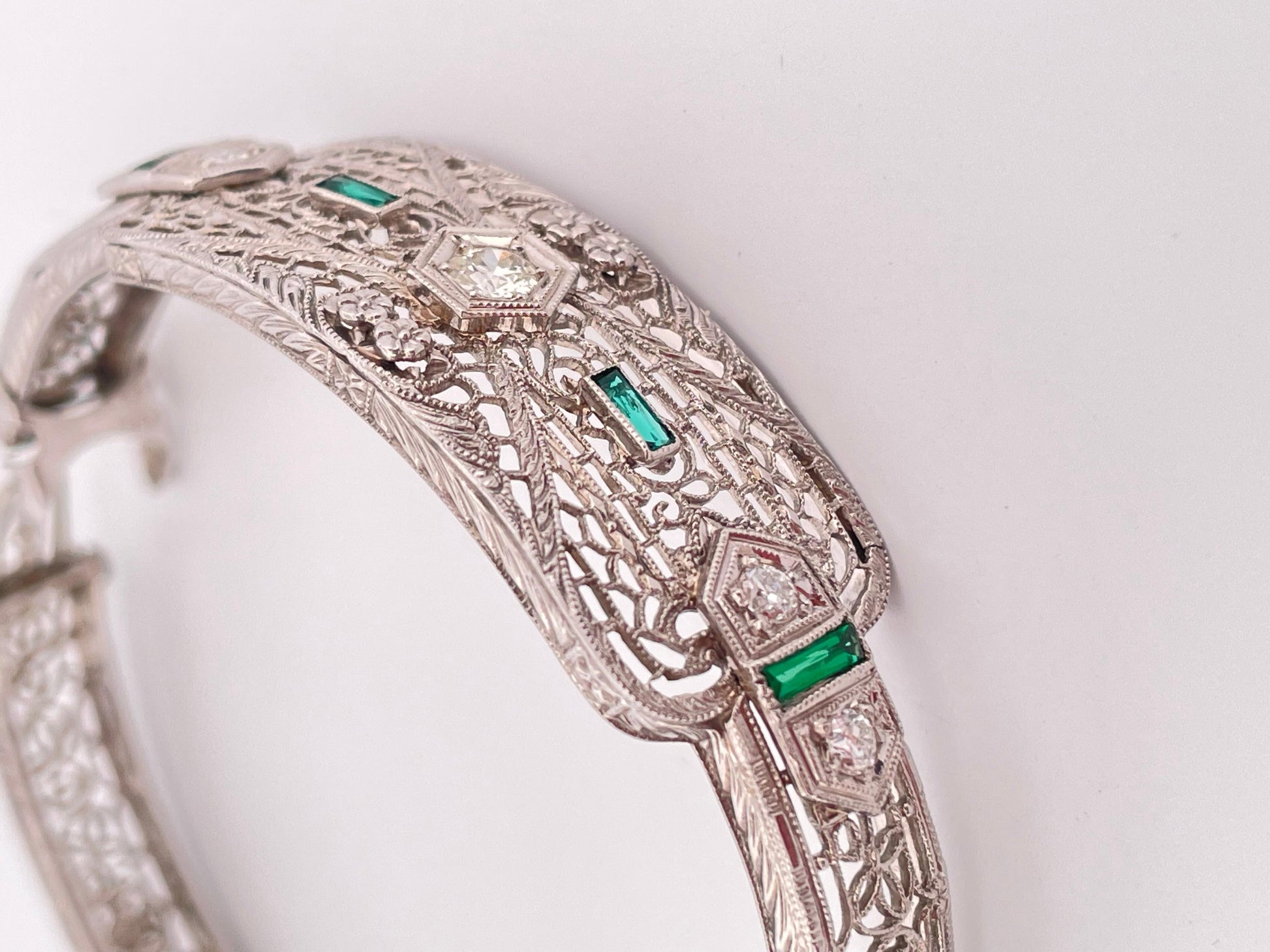 Filigree 0.30ctw Diamond & 0.10ctw Lab Emerald Bangle Bracelet Set In 14K Gold