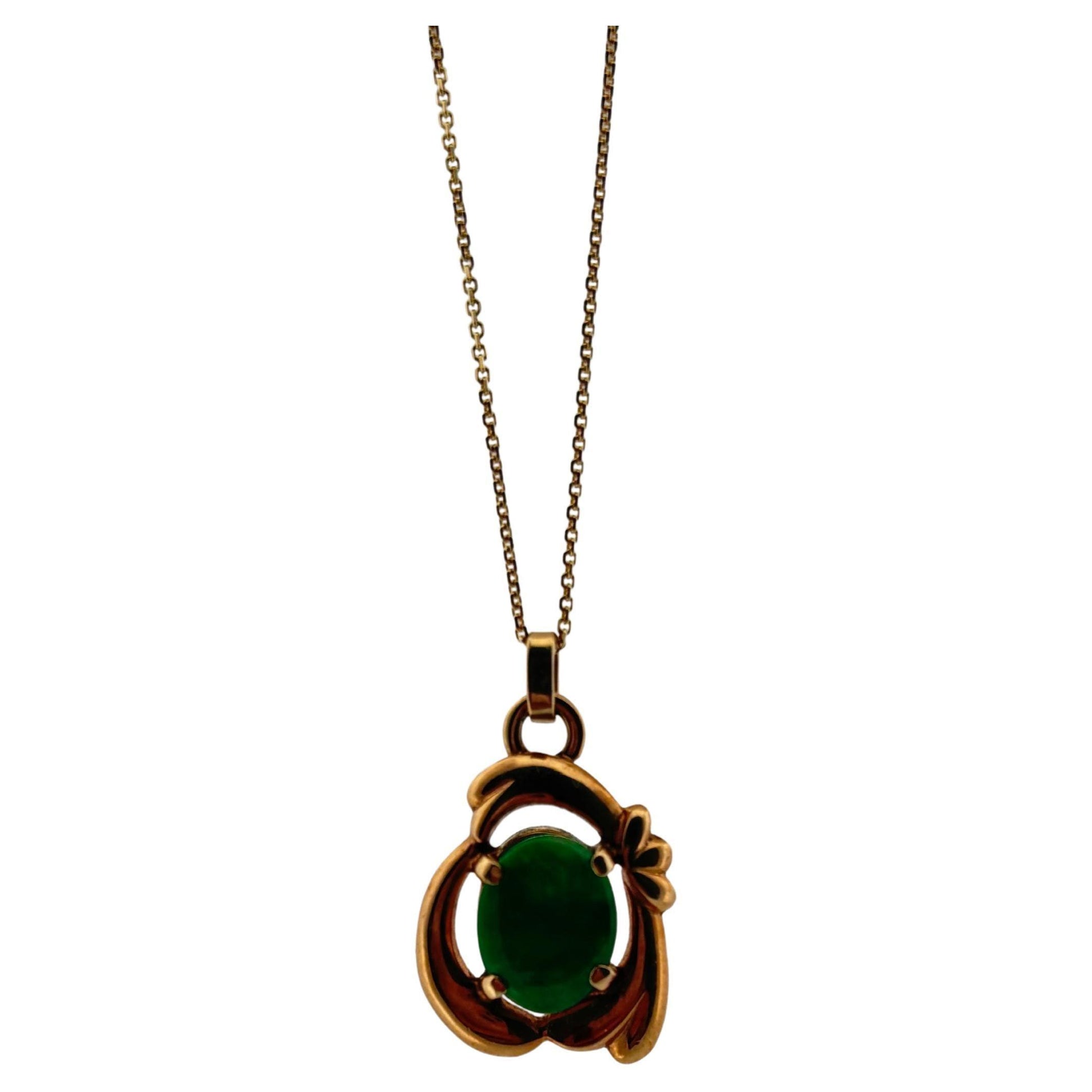 Fine Oval Jade 14K Yellow Gold Necklace Pendant
