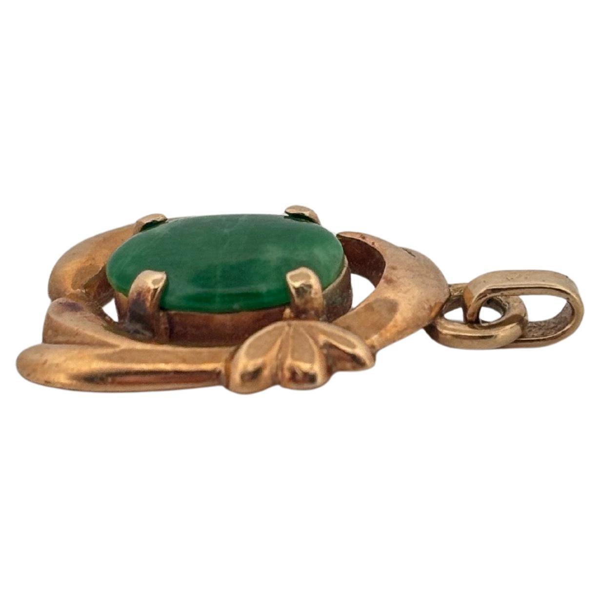 Fine Oval Jade 14K Yellow Gold Necklace Pendant