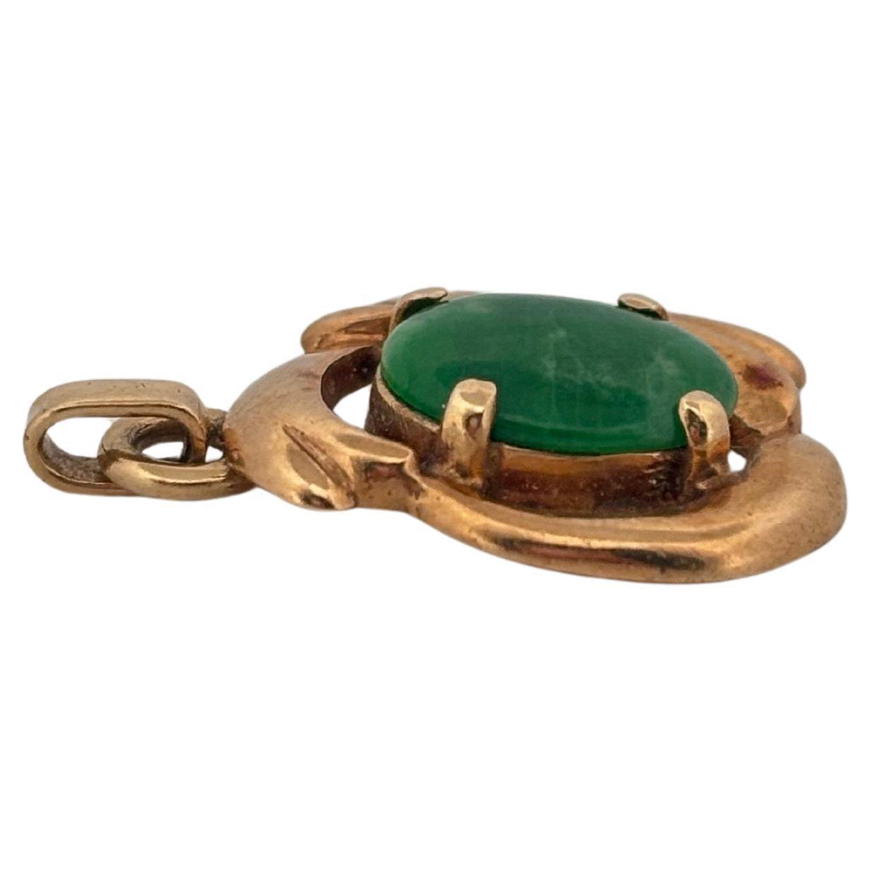 Fine Oval Jade 14K Yellow Gold Necklace Pendant