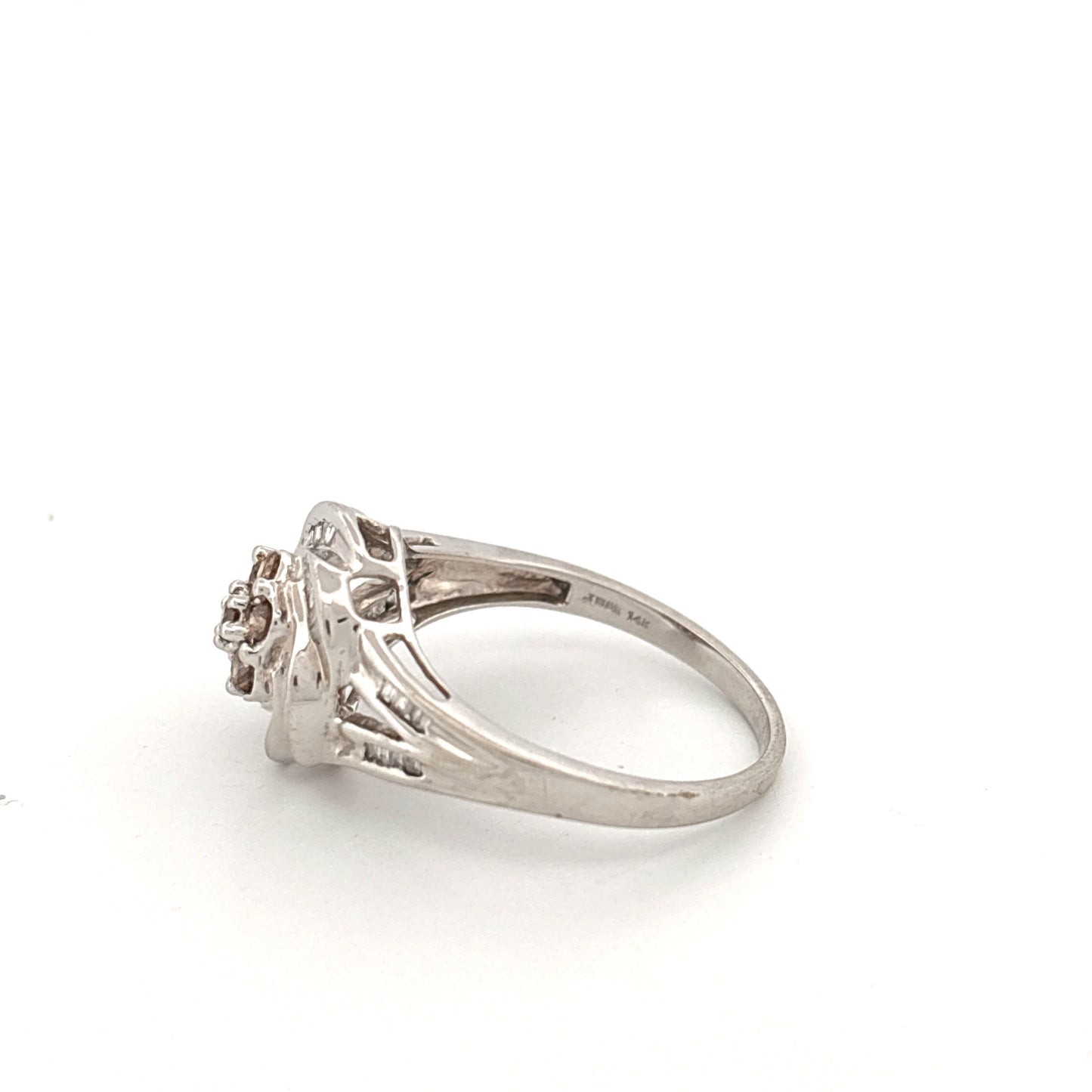 14k White Gold Diamond Ring