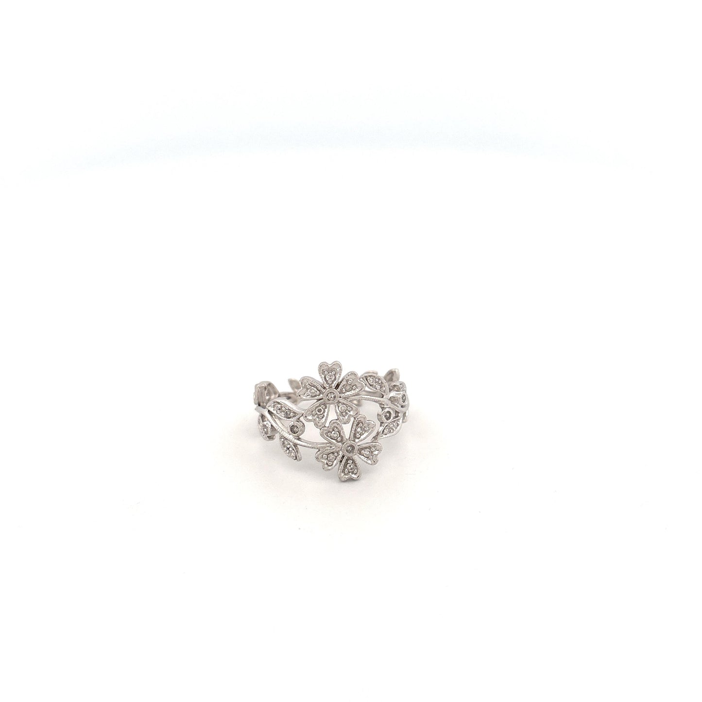14K White Gold Floral Ring