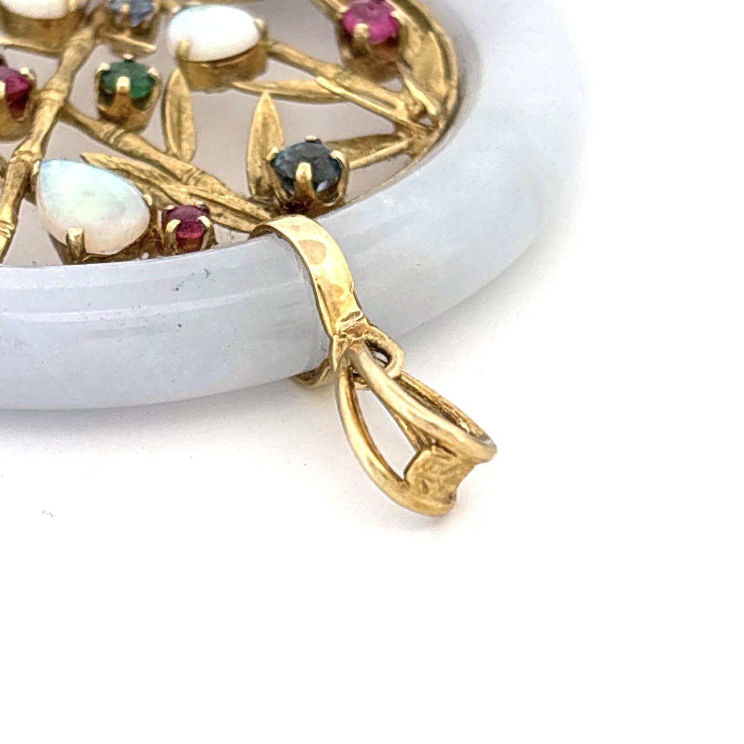 18K Jadeite Gemstone Round Pendant