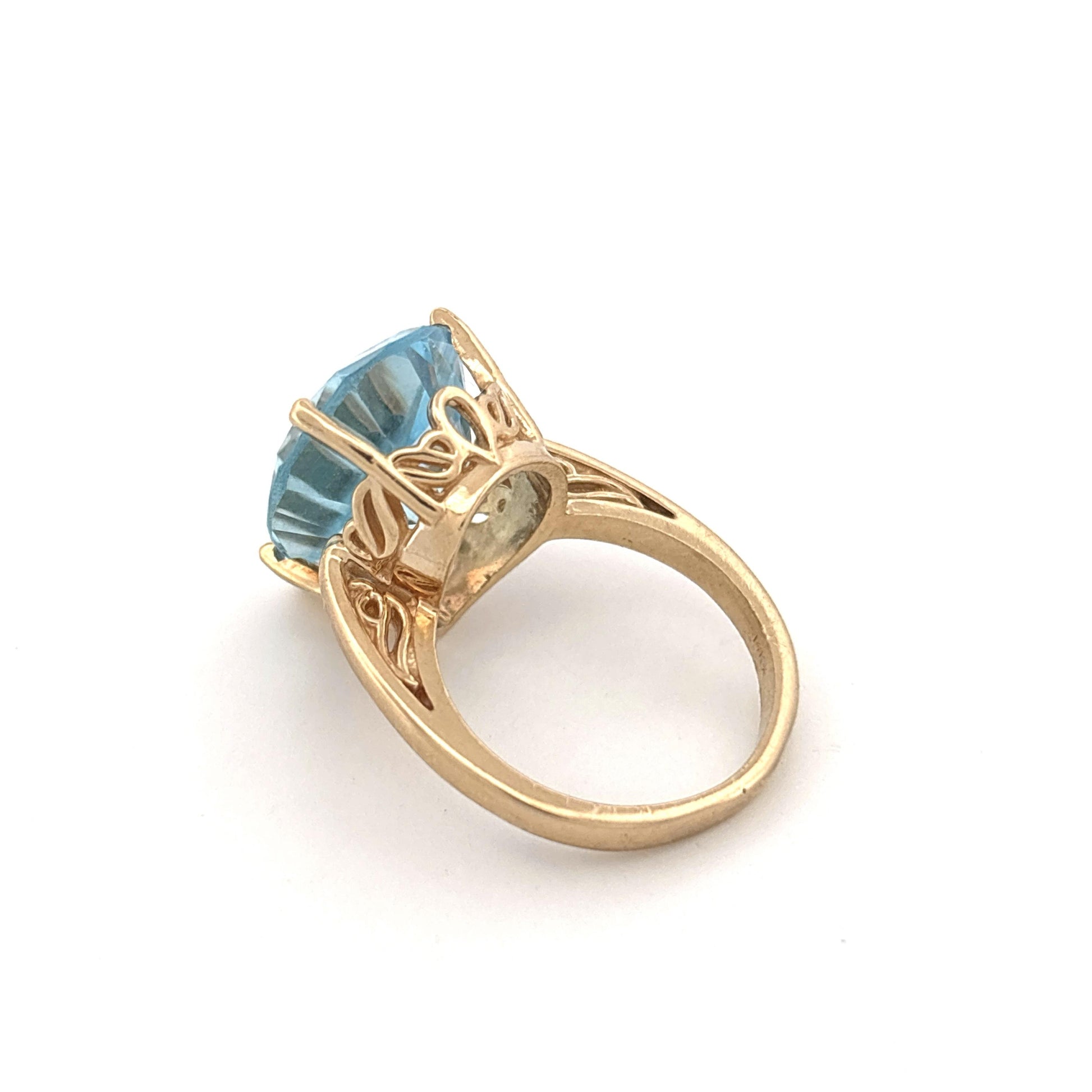 14K Pear Cut Topaz Ring