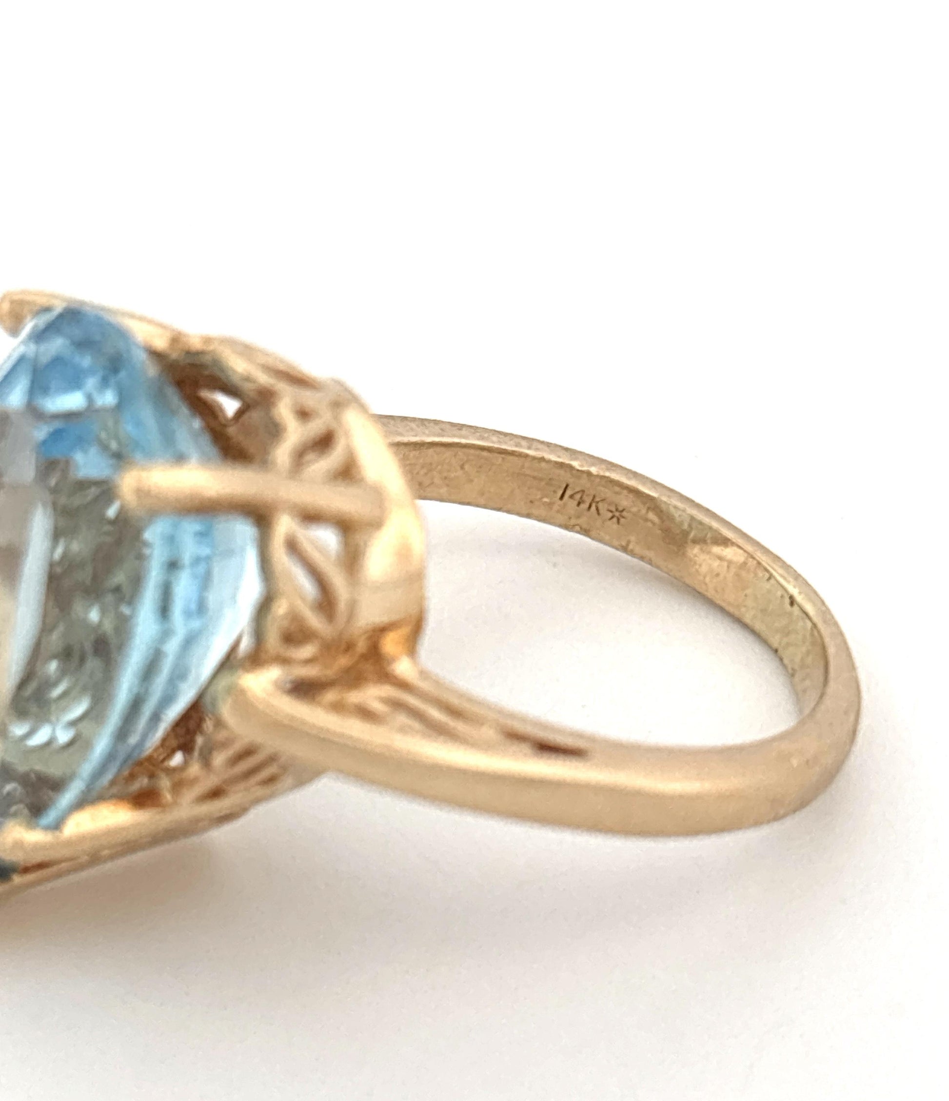 14K Pear Cut Topaz Ring