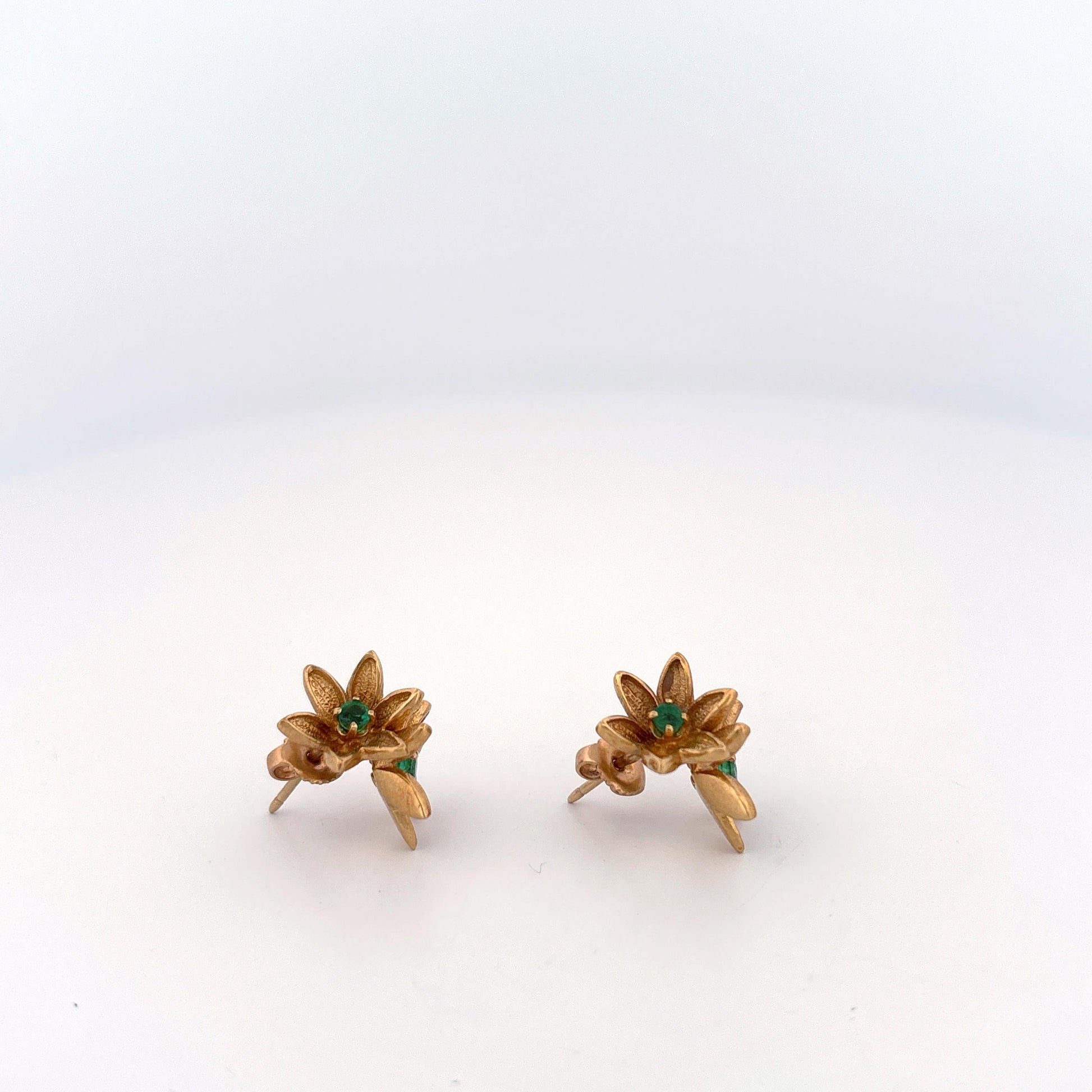 14K Emerald Flower Earring Studs
