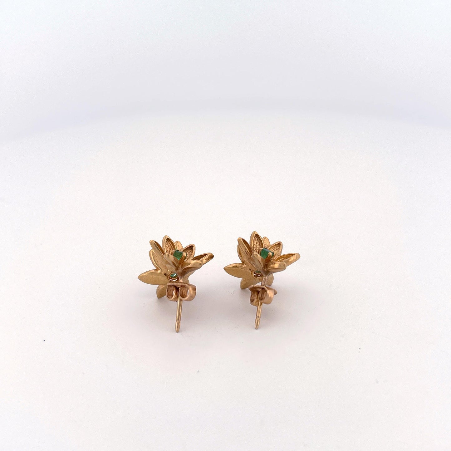 14K Emerald Flower Earring Studs
